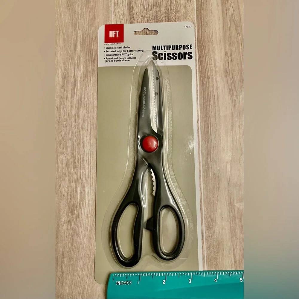 Harbor Freight Heavy Duty Utility Muti-Purpose Black Scissors NWT